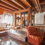 بيت ريفي Du Moulin D'audenfort *