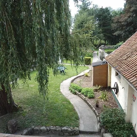 Penzion Du Moulin D'audenfort *