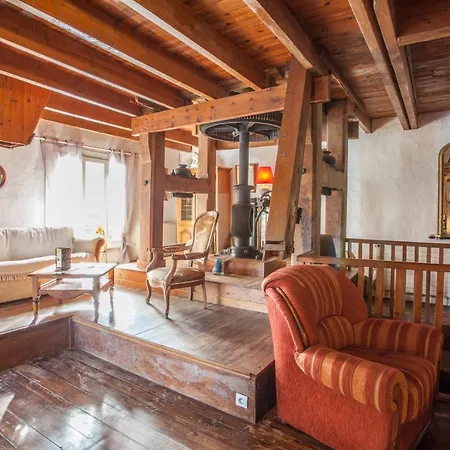 بيت ريفي Du Moulin D'audenfort *